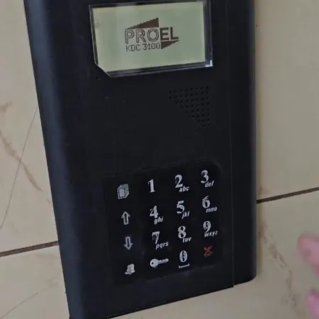 Oddzielny We Wspolnym Mieszkaniu منزل للإقامة